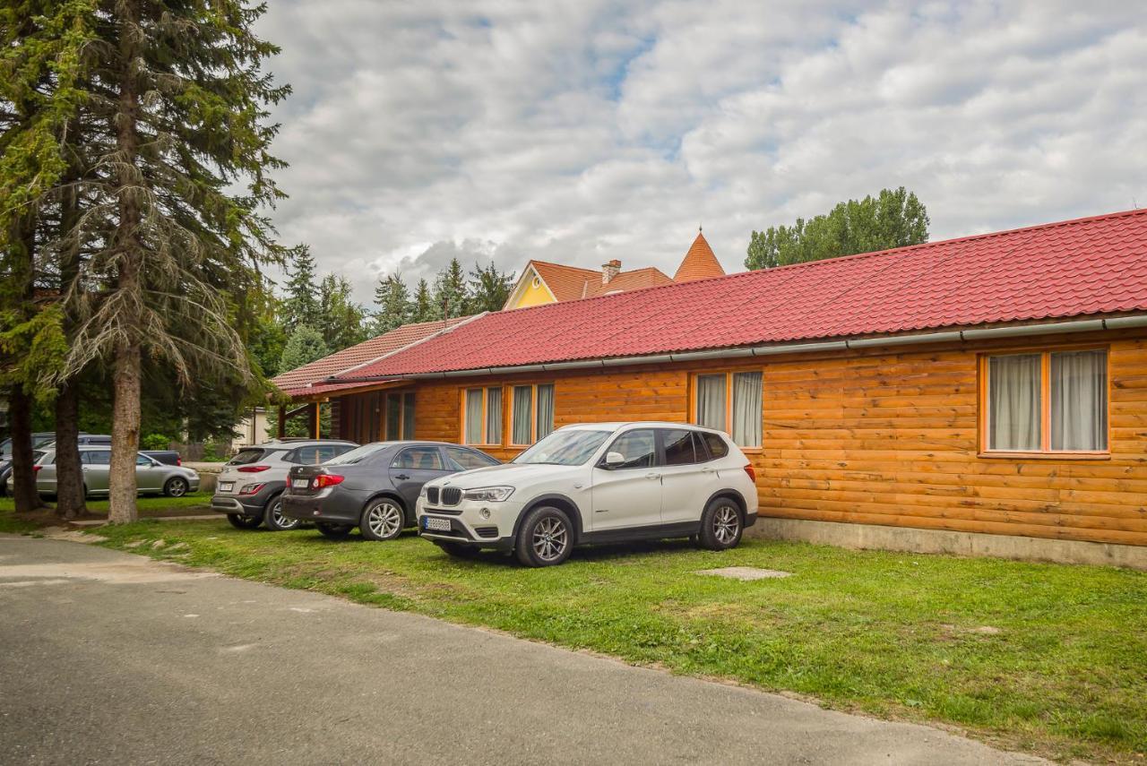 Lipicai Ifjusagi Szallo Szilvasvarad Exterior photo